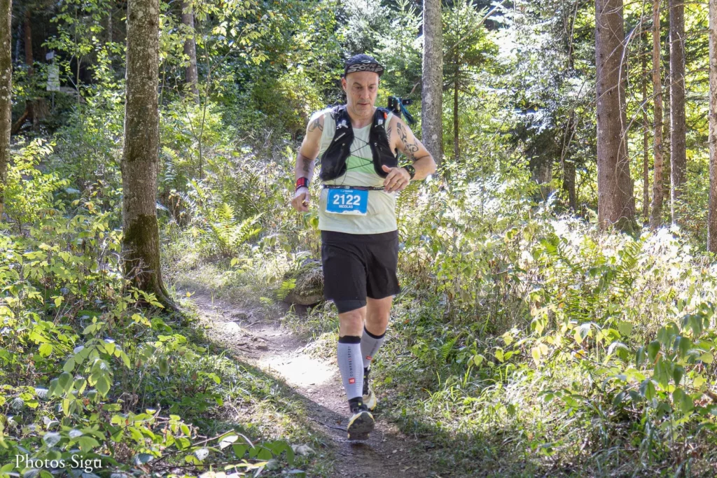 Le sentier en sous-bois, La Traversée